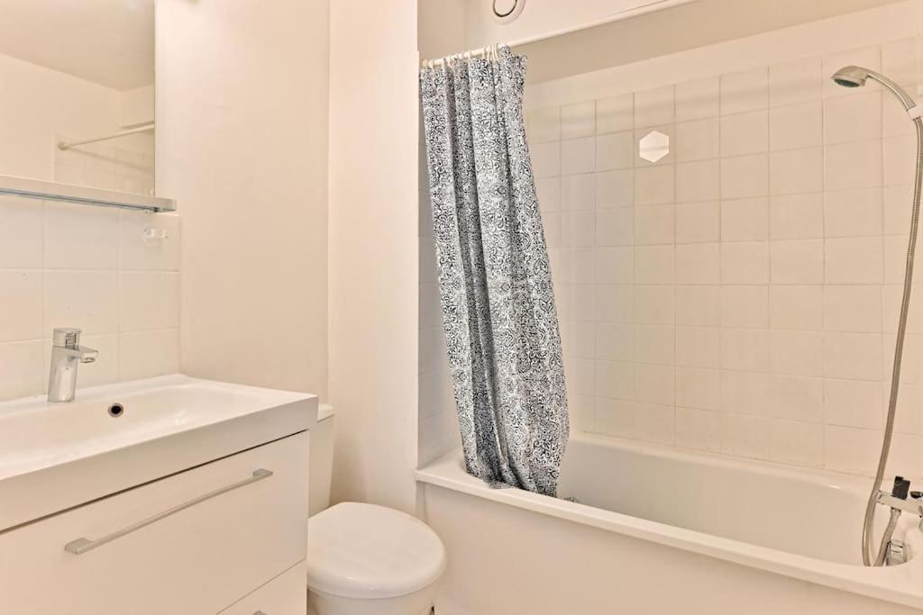 Appartement Proche Canal Saint Martin Paris Luaran gambar